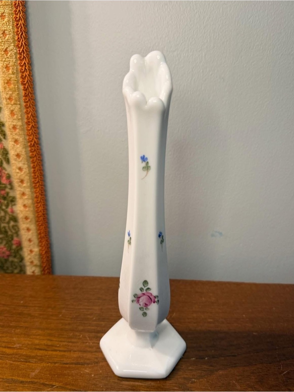 Vintage 9” Tall 8 Finger Swung Vase. EVC